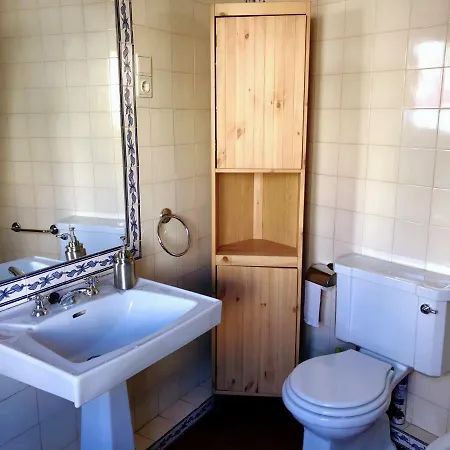 Martim Moniz Private With Courtyard Проживание в семье Лиссабон